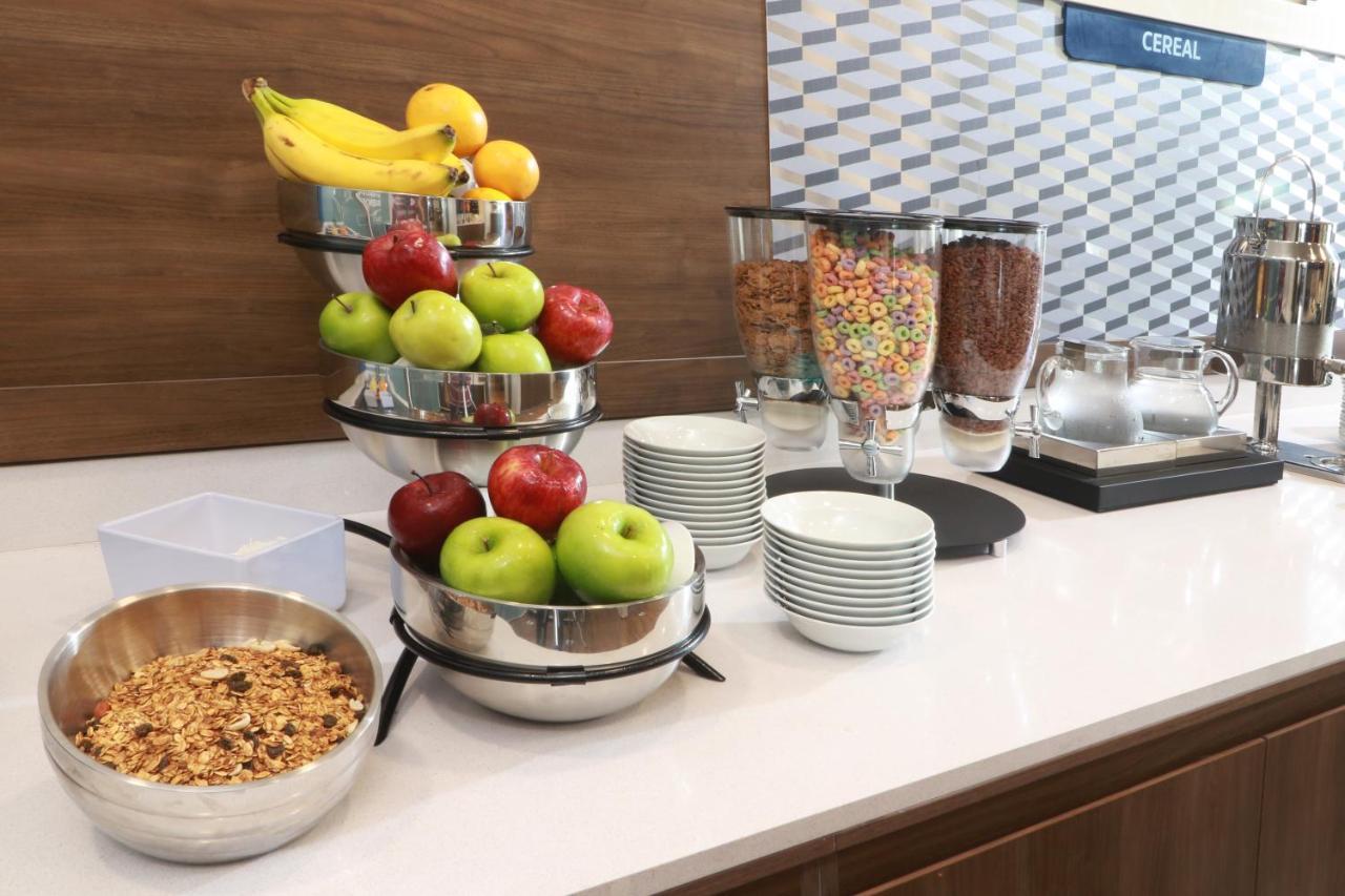 Holiday Inn Express - Monterrey - Fundidora By Ihg Esterno foto