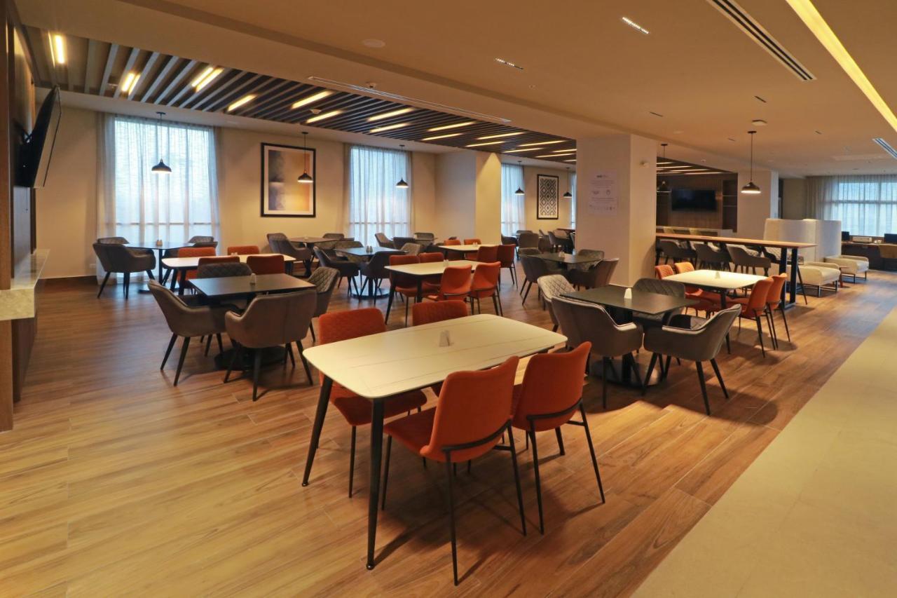 Holiday Inn Express - Monterrey - Fundidora By Ihg Esterno foto