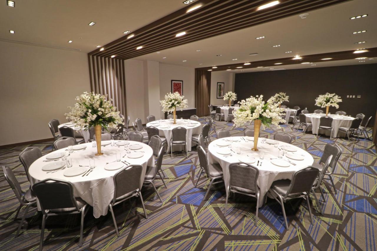 Holiday Inn Express - Monterrey - Fundidora By Ihg Esterno foto