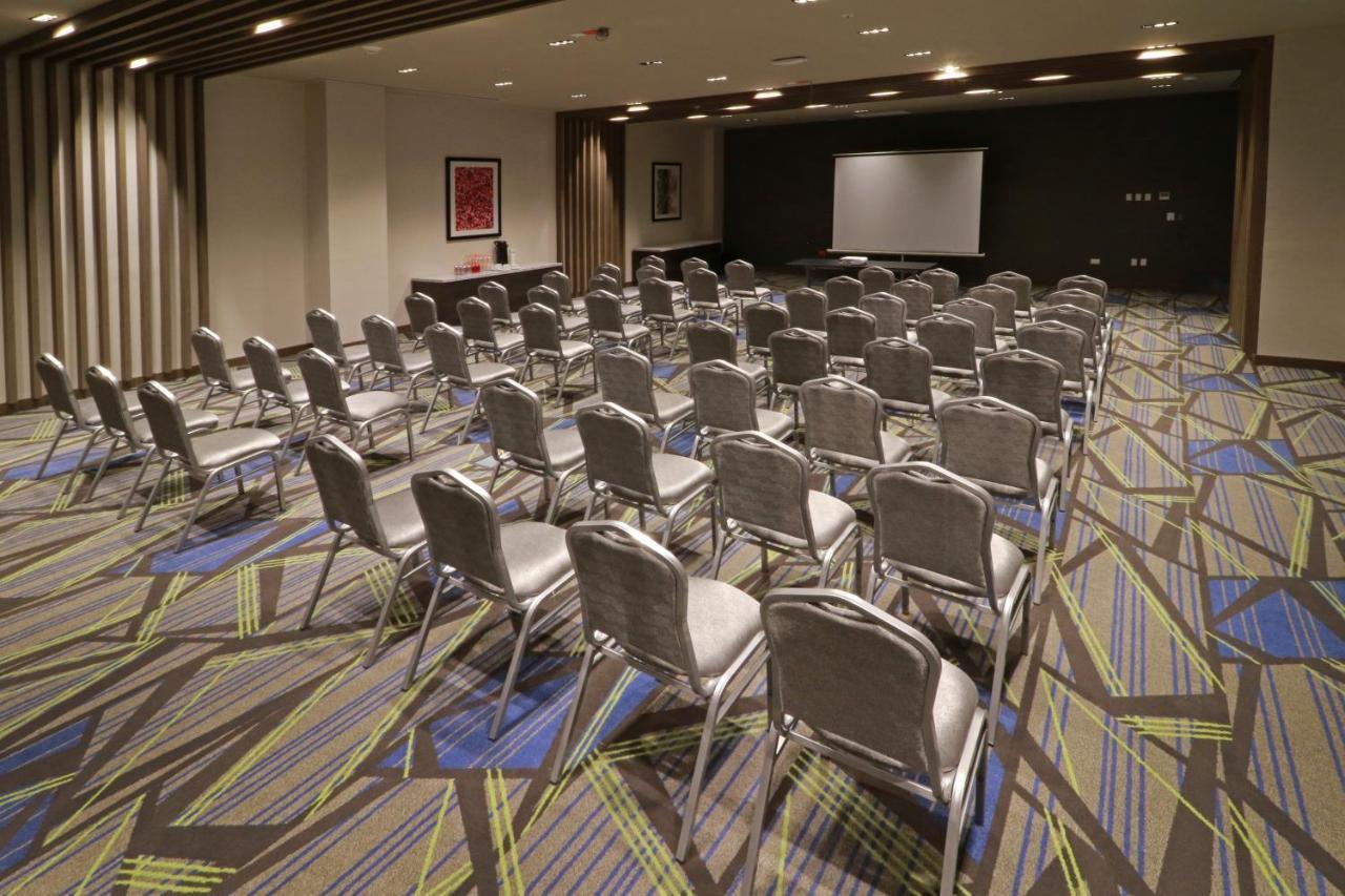 Holiday Inn Express - Monterrey - Fundidora By Ihg Esterno foto