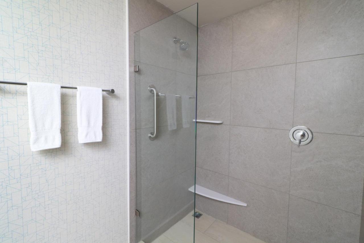 Holiday Inn Express - Monterrey - Fundidora By Ihg Esterno foto